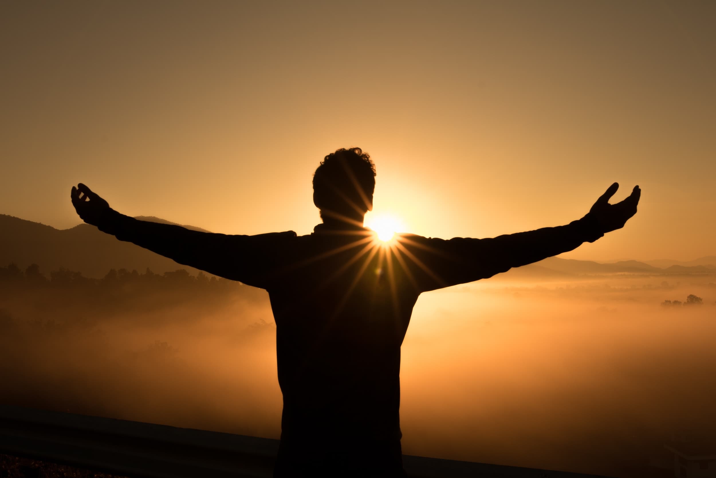 Limpeza emocional: como se livrar dos pensamentos negativos?