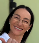 Mari Didea, Hipnoterapeuta formado pela OMNI Brasil